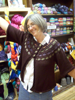 Looking_glass_sweater_017_small2
