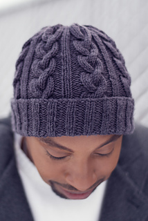 Knitted_hat_photoshoot-2_small2