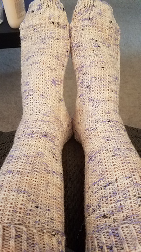 Finished my first pair of knitted socks and I'm now obsessed! : r/knitting