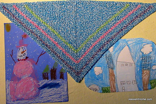 Color-me-happy-crochet-kerchief-free-pattern_small2