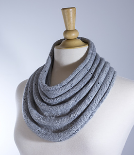 Meringuecowl2_small2