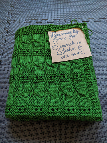 (FO) Baby blanket I made for my friends baby shower : r/knitting