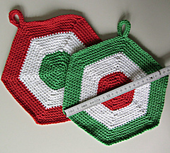 {Topflappen
64} Ravelry: Pfiffige Topflappen häkeln - patterns | {Topflappen
64}