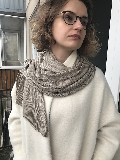 25F533AF-0502-44E9-BD03-4BEF38CBB887_med