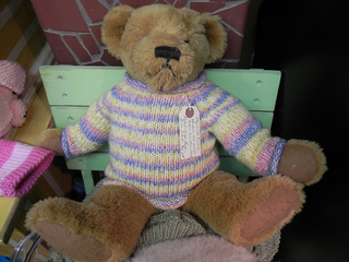 Knitting_013_small2
