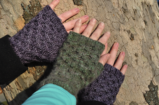 3_mittens_small2