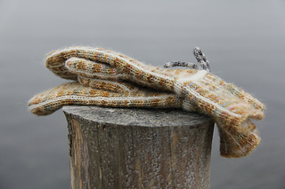 Pinstripe_beige1_small2