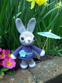 Wj_rabbit_02_small2