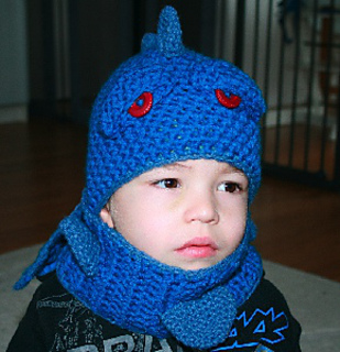 Blue_dragon_1_ravelry_small2
