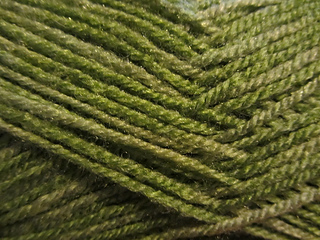Leaves_in_seq_yarn_small2