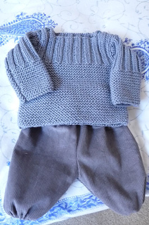 54102464_small2