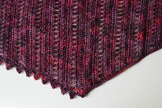 Thadens_asymmentrical_shawl__7_of_7__small2