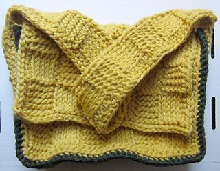 Basketweave_mini_messenger_bag_free_tunisian_crochet_pattern_by_underground_crafter2_small2