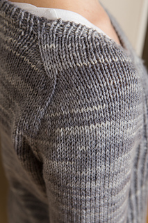 Harmaa_neule-23_small2
