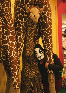 Mask_toy_store_small2