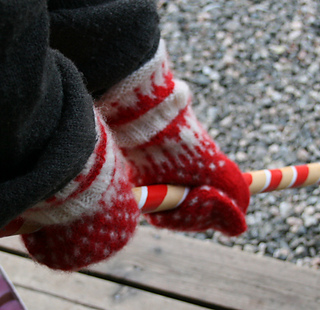 Mushroom-mittens3_small2