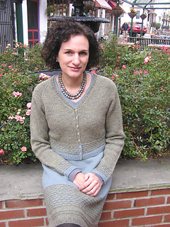 Sr-front-sitting_small2