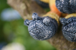Monster_feet_closeup_1_small2
