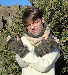 Green_merino_cuffs_small