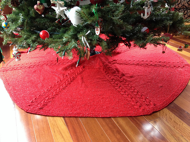 Ravelry Christmas Tree Skirt Pattern By Ann V Gallentine Ravelry Christmas Tree Skirt Pattern By Ann V Gallentine