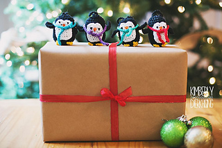 Penguine_ornament_1_small2