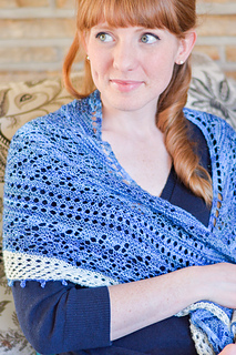 I-smell-snow-shawl-6_small2