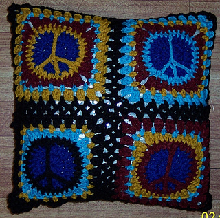 Peacepillow1_small2
