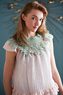 Fan-and-petal-neck_small2