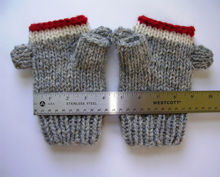 Sock_monkey_1_small2