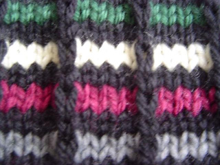 Tribblesblanketcloseup_small2