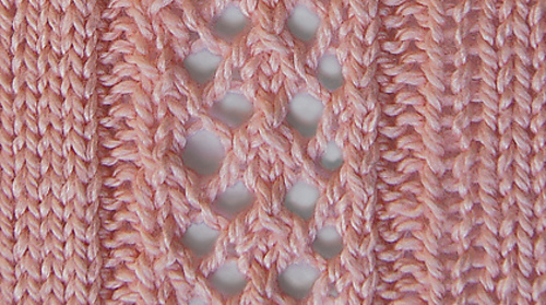 Chelsea_cardigan_closeup_120_rgb_medium