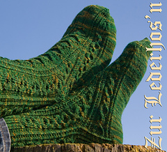 Zur_pair_full-text_1000p_ravelry_small