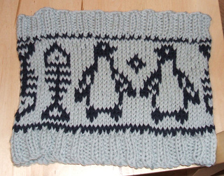 Penguin_fish_cowl_small2