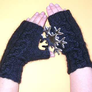 Fingerless_glove_2_small2
