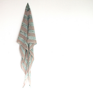 Delphinia_8_small2