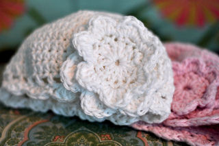 Crochet_best_baby_cloche_dsc_8251_small2