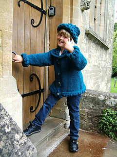 Honeycomb_jacket_beth_thumbs_up_shot_small2