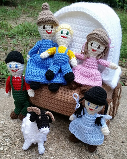 Wagon_with_family_2_small2