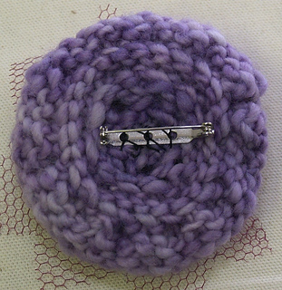 Flowerbrooch-back_small2