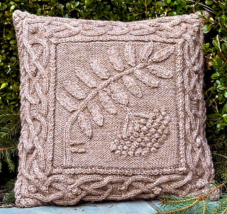 Celtic Rowan Pillow pattern by Barbara A Pott