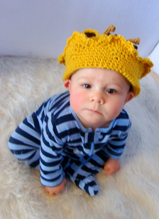Giraffe_crown_hat_small2