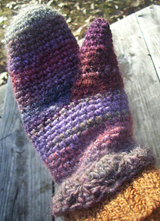 100_6507mittens5_small2