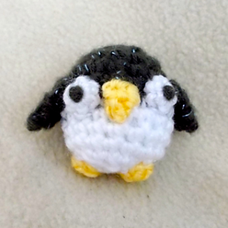 Amigurumi-penguin_small2