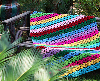 Skullsinrowmulticolor01_small2