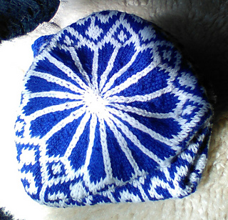 Ravelry: Fleur de Lis Hat pattern by Geanie Helfrich