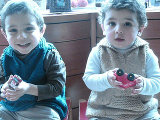 73938809_small2