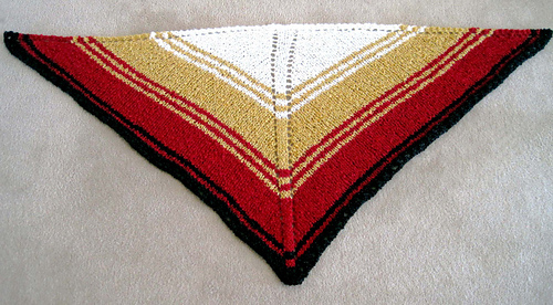 Easy_knit_shawl_red_gold_flat_medium