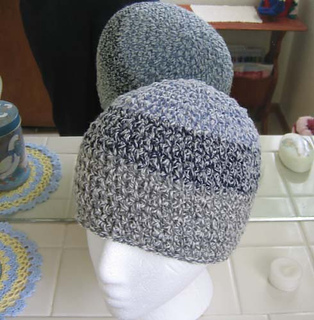 Crochet_hat_denim_style_hdc_in_bath_small2
