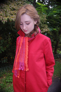 Bobble_fringe_scarf_2_small2