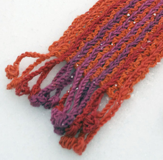 Ee104_bobble-fringe_scarf_8closeup_small2